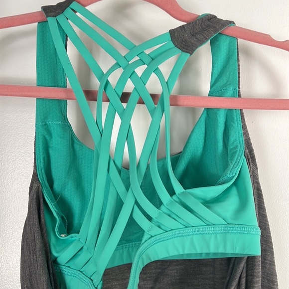 Lululemon Size 6 Tank - Picture 5 of 5